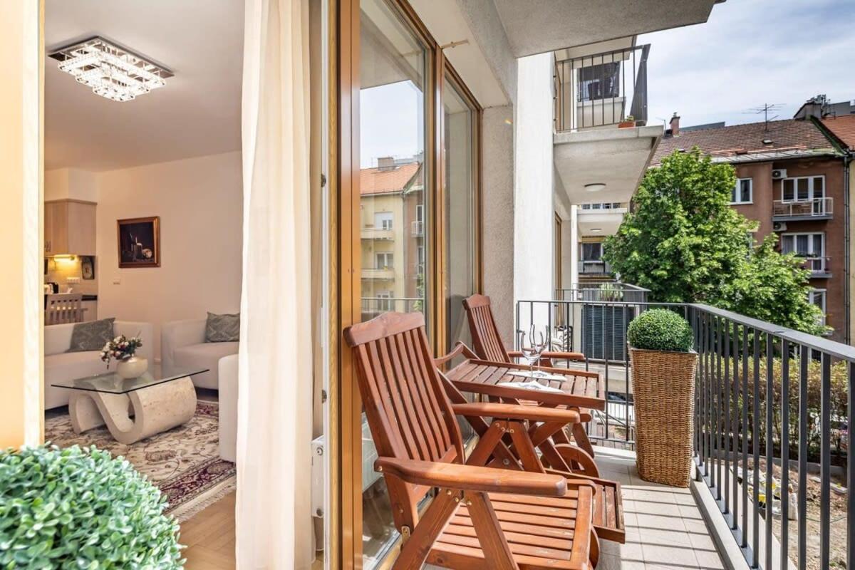Homey Apartment With Ac And Balcony Budapest Exterior foto